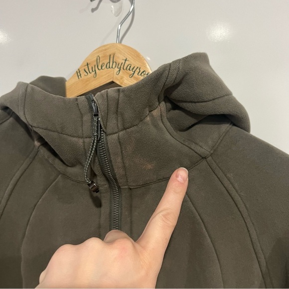 Lululemon Scuba Hoodie *Light Cotton Fleece
Army Green - Picture 8 of 13